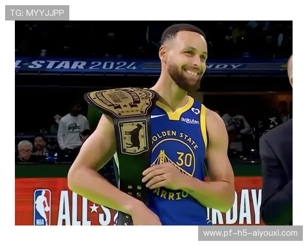 库里压哨三分命中,勇士逆转对手并将胜利收入囊中 库里压哨三分命中,勇士逆转对手并将胜利收入囊中