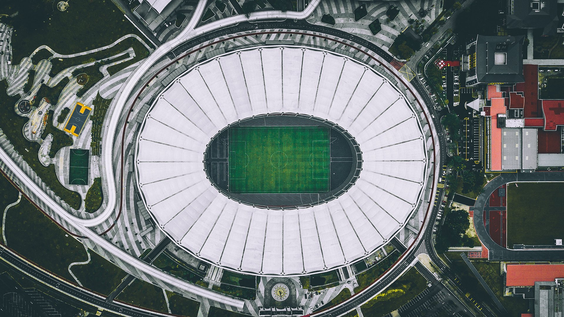 库里 2026 赛季总结： 在三分球命中率重回巅峰的一年后，勇士为何再次止步次轮？